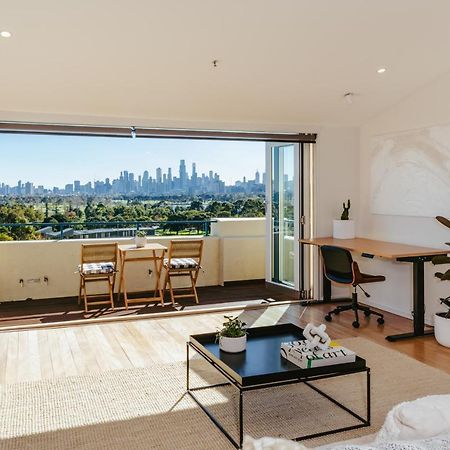 Spectacular Views Over Albert Park Melburne Exterior foto