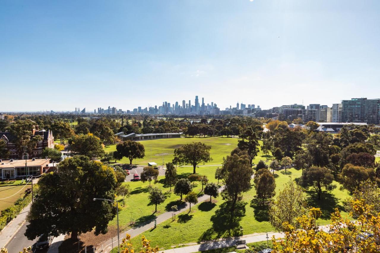 Spectacular Views Over Albert Park Melburne Exterior foto