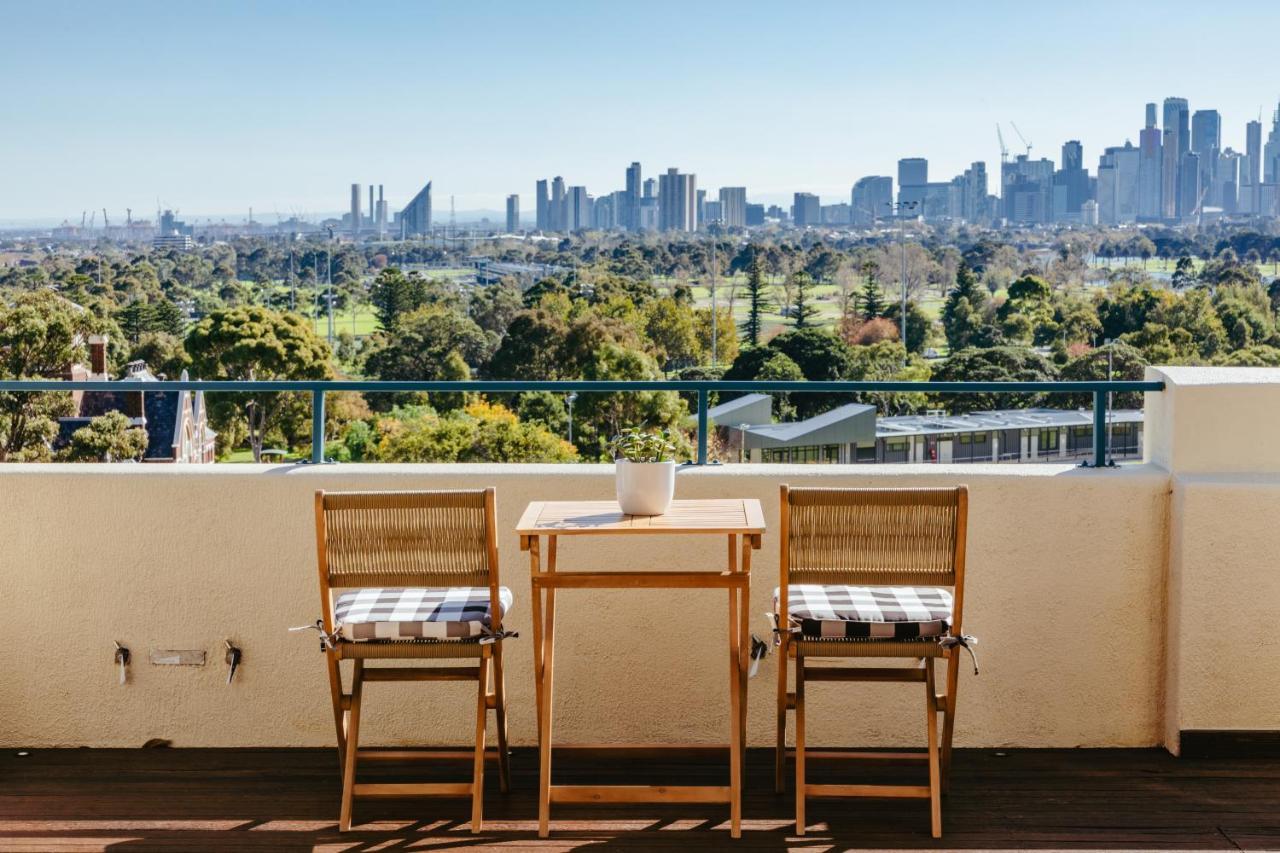 Spectacular Views Over Albert Park Melburne Exterior foto